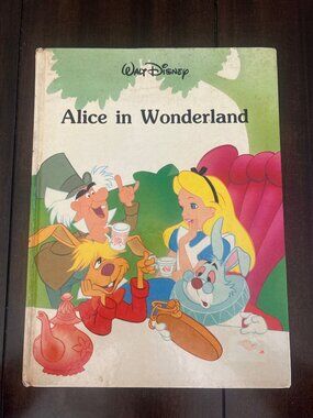 Walt Disney's Alice In Wonderland Hardcover Gallery Books 1986 Edition